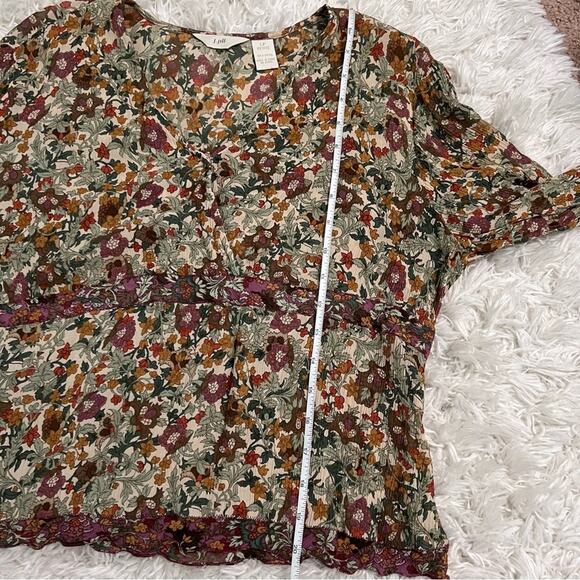J.Jill Multicolored Floral Blouse Size LP - Picture 8 of 9